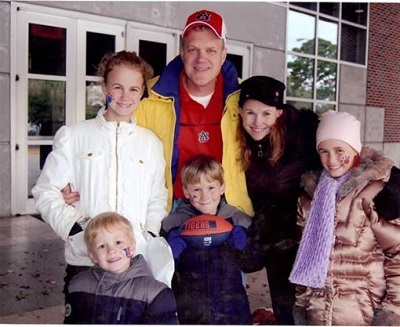 The Lintz Family. Know about Mackenzie's family, siblings